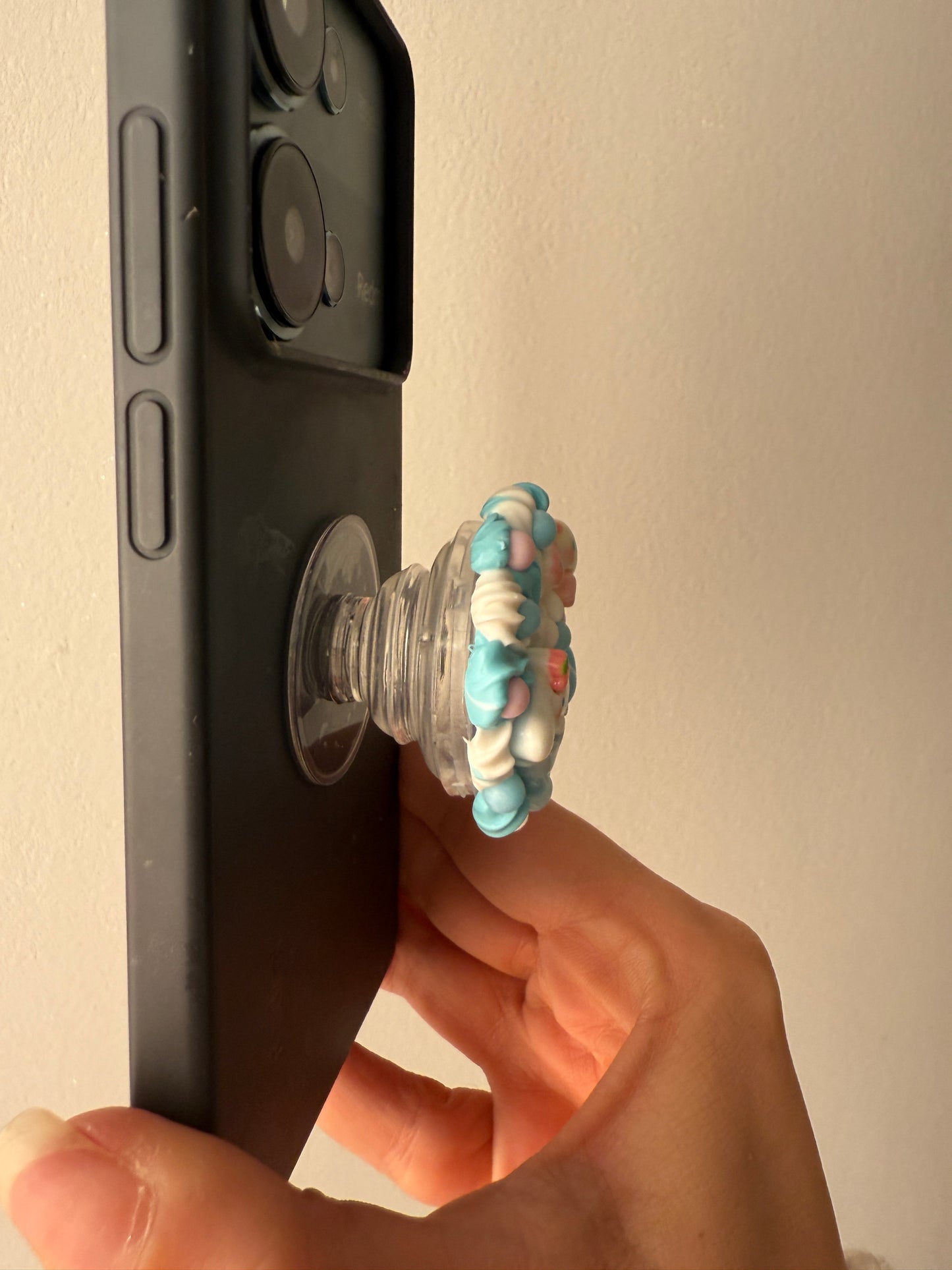 📱 ChrisPop Grip : Confort et Sécurité